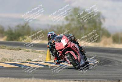 media/Nov-16-2025-Race Pace (Sun) [[8c5fa54630]]/Verified Riders/2-Turn 7 (945am)/